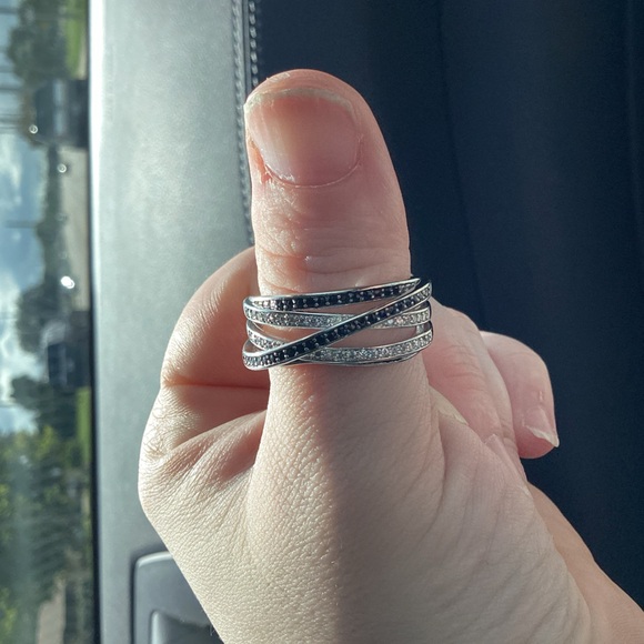 🖤Sterling Silver Black&White Cz Diamond Crisscross Stacked Ring - Picture 9 of 16